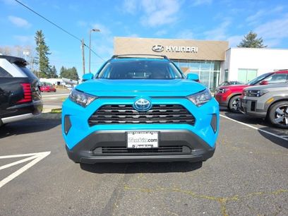 Used 2020 Toyota RAV4 LE w/ Carpet Mat Package