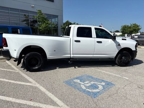 Used 2026 RAM 3500 Tradesman AWD/4WD image 33