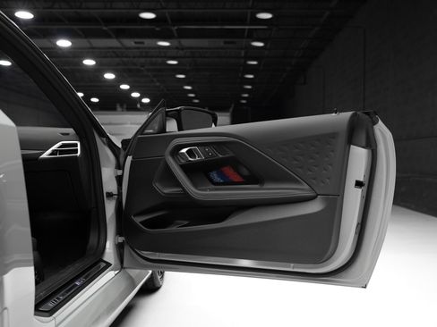 Used 2026 BMW M2 w/ Lighting Package RWD image 62