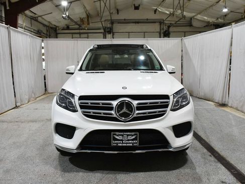 Used 2017 Mercedes-Benz GLS 550 4MATIC image 2