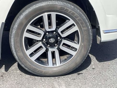 Used 2020 Toyota 4Runner Limited image 12