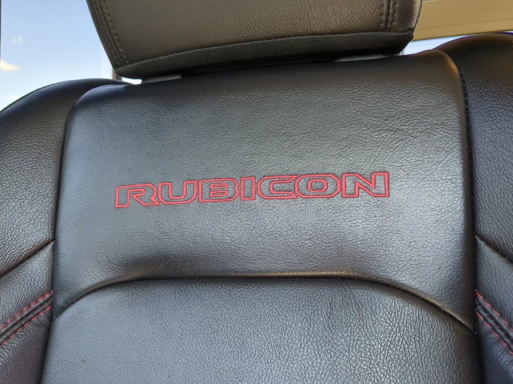 Used 2021 Jeep Wrangler Unlimited Rubicon w/ Uconnect 4C Nav & Sound Group AWD/4WD image 26
