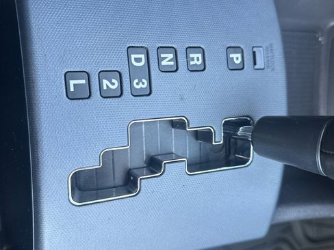 Used 2008 Hyundai Elantra GLS image 27