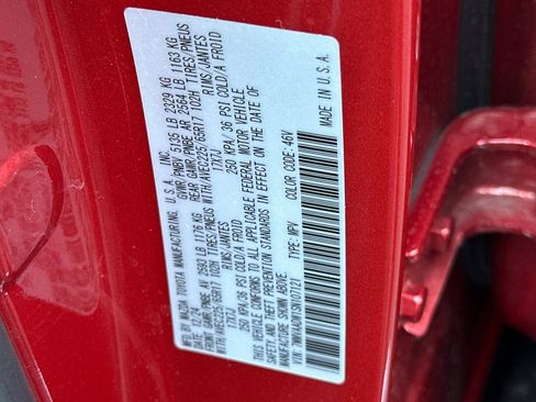 Certified 2025 MAZDA CX-50 AWD 2.5 Hybrid w/ Premium Pkg image 29