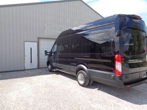 Used 2024 Ford Transit 350 XLT RWD image 75