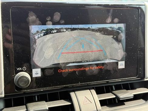 Used 2024 Toyota RAV4 XLE AWD/4WD image 21
