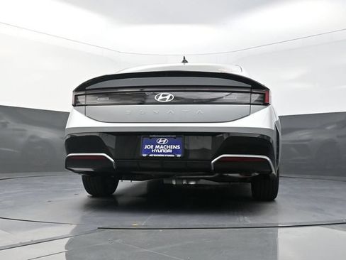 New 2026 Hyundai Sonata SEL FWD image 34