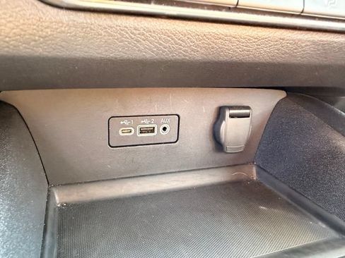 Used 2025 Nissan Altima 2.5 SV FWD image 20