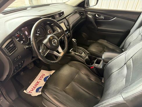 Used 2018 Nissan Rogue SL w/ Premium Package AWD/4WD image 11