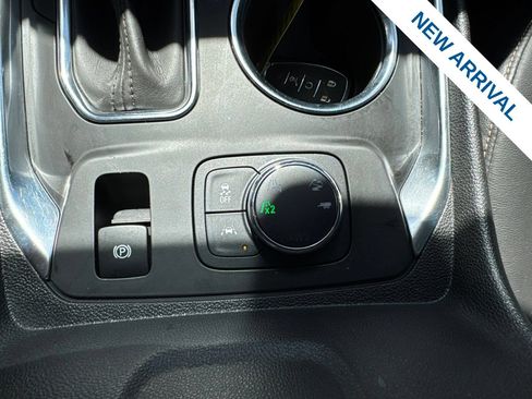 Used 2021 Chevrolet Traverse Premier w/ Redline Edition AWD/4WD image 29