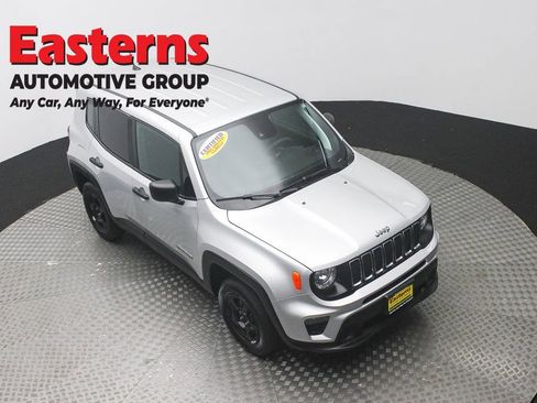 Used 2021 Jeep Renegade Sport AWD/4WD image 3