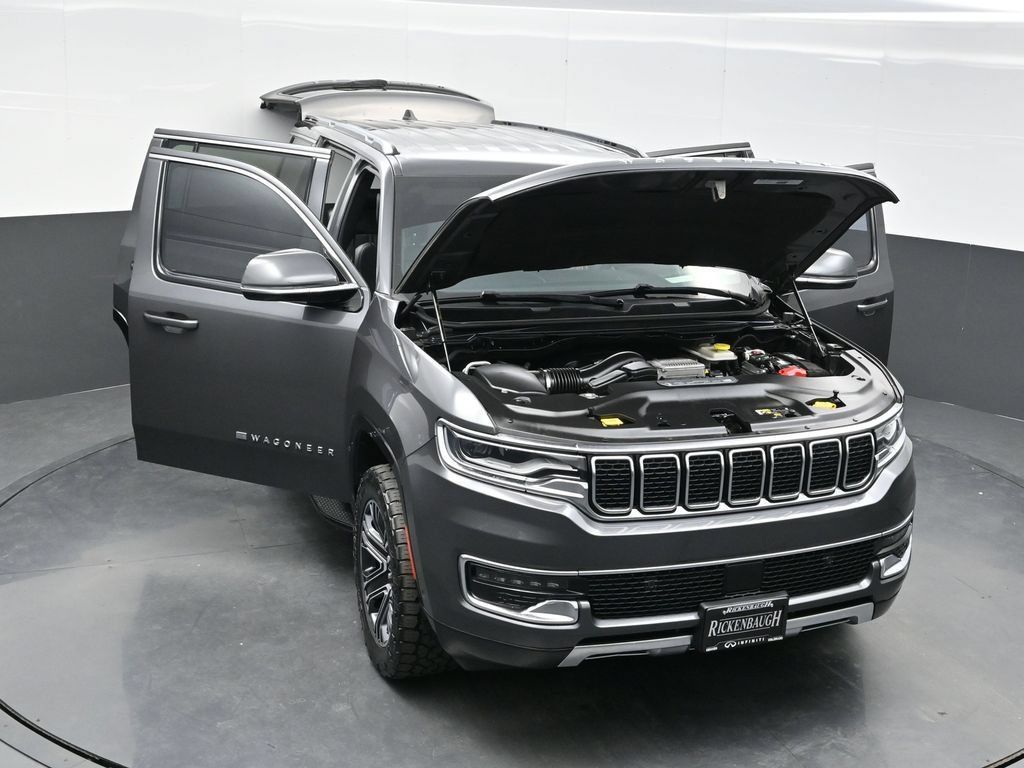 Used 2022 Jeep Wagoneer Series III w/ Flexible Seating Group AWD/4WD image 37