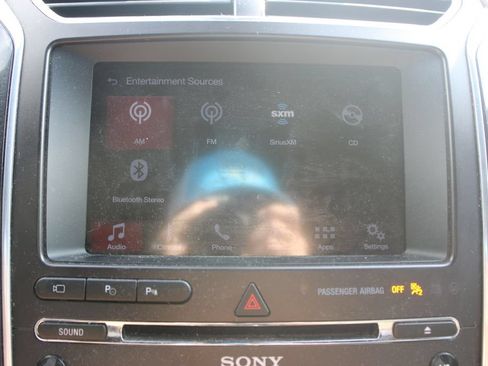 Used 2017 Ford Explorer Limited w/ Equipment Group 301A FWD image 32