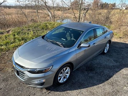 Used 2023 Chevrolet Malibu LT image 9