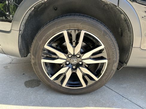 Used 2020 Honda Pilot Elite image 21