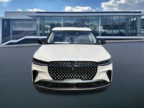 New 2026 Lincoln Nautilus Premier w/ Equipment Group 102A AWD/4WD image 2