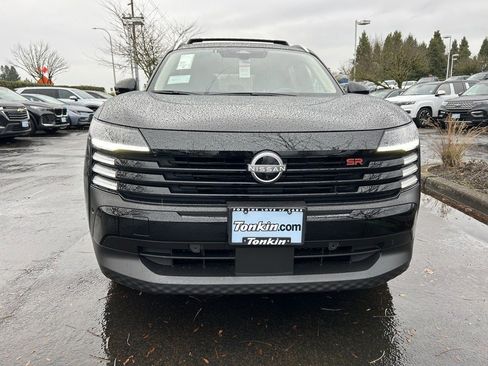 New 2025 Nissan Kicks SR w/ Illumination Package image 2