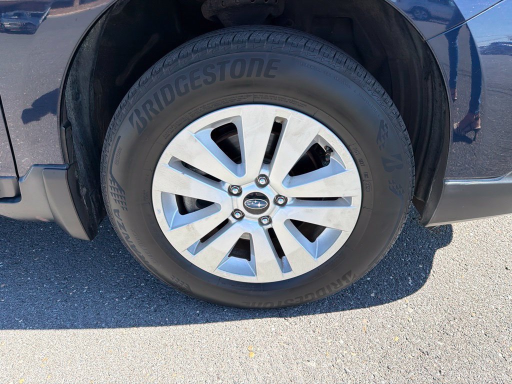Used 2018 Subaru Outback 2.5i Premium AWD/4WD image 10