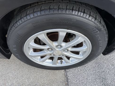 Used 2011 Mitsubishi Lancer ES image 24