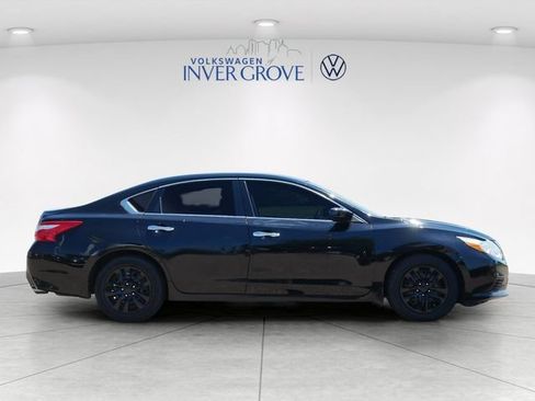 Used 2016 Nissan Altima 2.5 S w/ Power Driver Seat Package FWD image 8