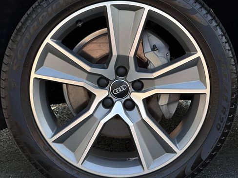 Used 2019 Audi Q5 2.0T Premium Plus AWD/4WD image 13