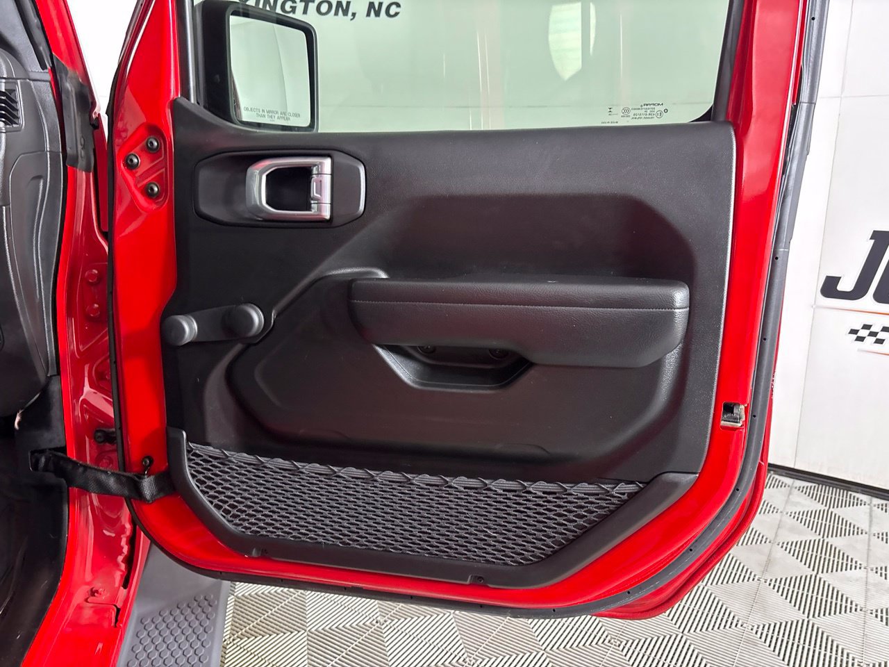 Used 2024 Jeep Wrangler Unlimited Sport AWD/4WD image 28