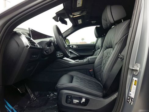 New 2026 BMW X6 M60i image 8