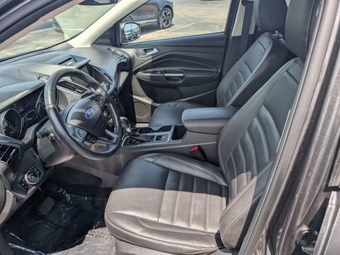 Used 2017 Ford Escape Titanium AWD/4WD image 14
