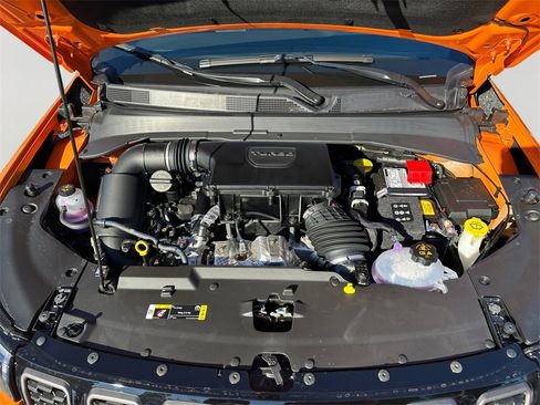 New 2026 Jeep Compass Latitude image 9