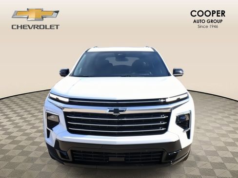 New 2026 Chevrolet Traverse High Country image 9