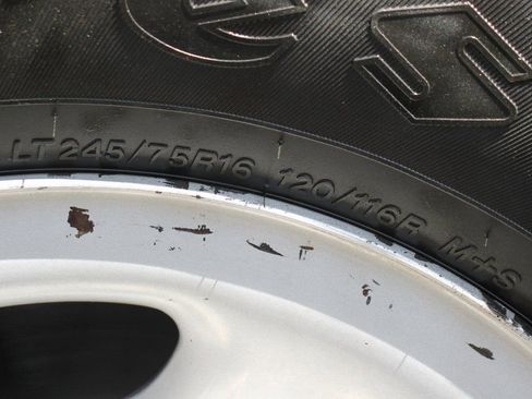 Used 2014 Chevrolet Express 2500 image 34