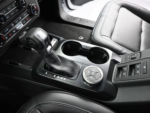 New 2026 Ford Bronco Outer Banks AWD/4WD image 15