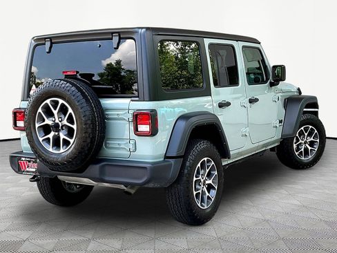 Used 2024 Jeep Wrangler Unlimited Sport AWD/4WD image 6