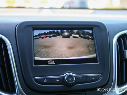 Used 2020 Chevrolet Equinox LS FWD image 42