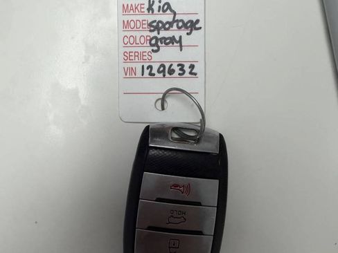 Used 2017 Kia Sportage SX FWD image 28