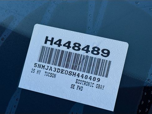 Used 2025 Hyundai Tucson SE image 36