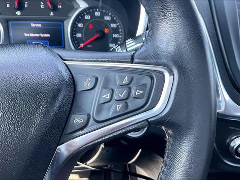 Used 2019 Chevrolet Equinox LT FWD image 13