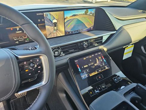 New 2026 INFINITI QX80 Autograph image 31