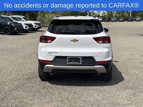 Certified 2023 Chevrolet TrailBlazer LT w/ Convenience Package AWD/4WD image 6