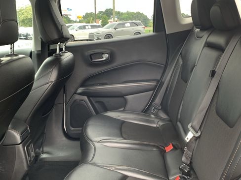 Used 2020 Jeep Compass Latitude AWD/4WD image 30