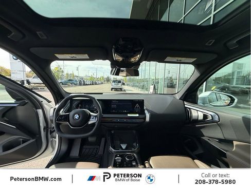 New 2026 BMW X3 xDrive30 w/ Premium Package AWD/4WD image 16
