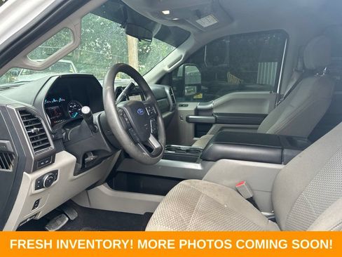 Used 2019 Ford F350 XLT w/ XLT Premium Package AWD/4WD image 8