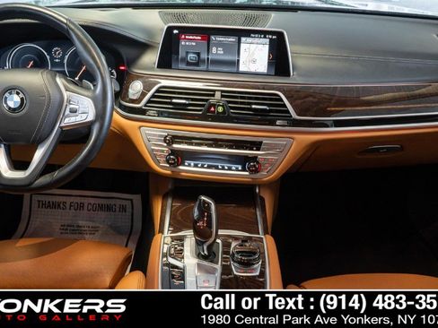 Used 2019 BMW 750i xDrive w/ Executive Package AWD/4WD image 59