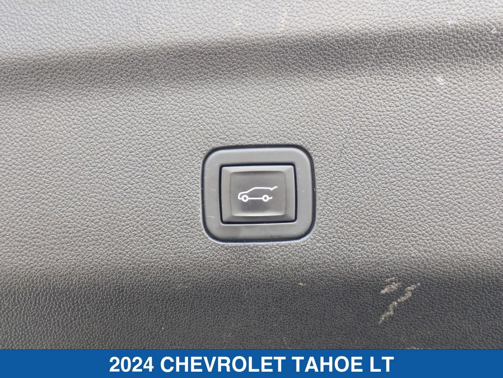 Used 2024 Chevrolet Tahoe LT AWD/4WD image 36