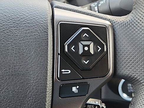 Used 2023 Toyota Tacoma TRD Off-Road AWD/4WD image 21