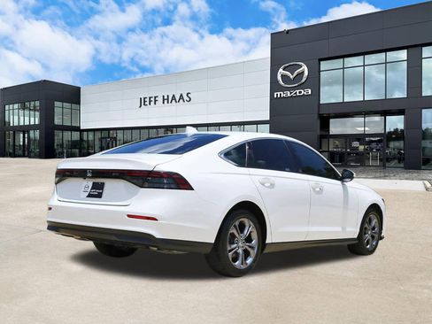 Used 2024 Honda Accord EX image 3