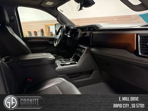 Used 2024 GMC Sierra 2500 Denali w/ Denali Reserve Package image 34