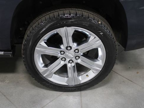 Used 2017 Chevrolet Tahoe Premier image 18