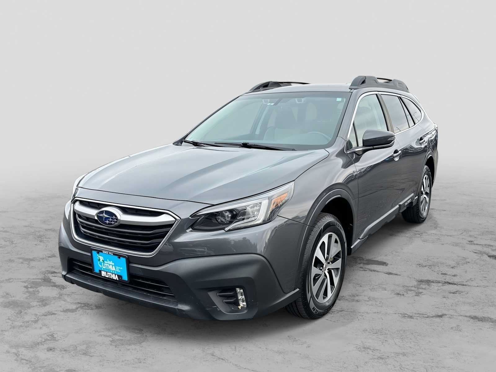 Used 2022 Subaru Outback Premium AWD/4WD image 1