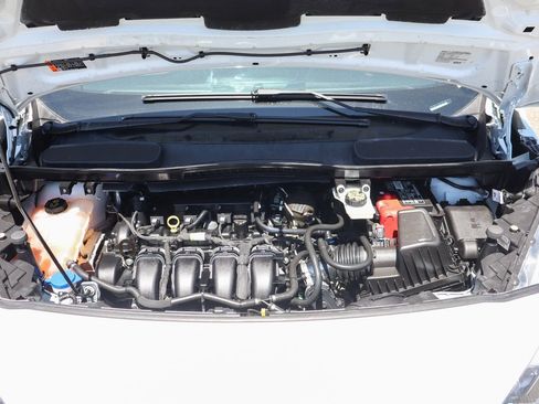 Used 2019 Ford Transit Connect XL image 13